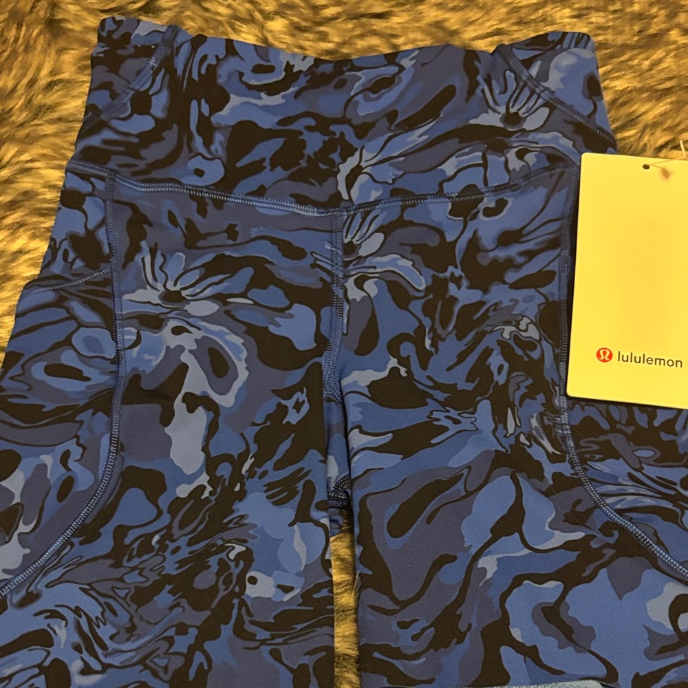 lululemon Blue and Black Swirl Print Athletic Shorts